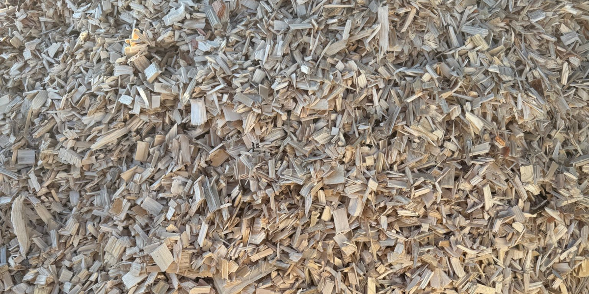 Hackschnitzel im Sägewerk Klute in Warstein-Hirschberg erhältlich.